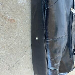 Elegant Black Leather Women's Bag